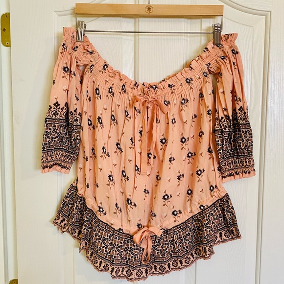 EUC Spell & the Gypsy Collective Sundown Lionheart Off Shoulder Top - Picture 10 of 17